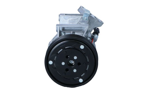 320104_1500x1000_wm_004