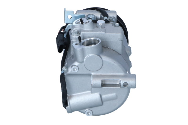 320130_1500x1000_wm_003